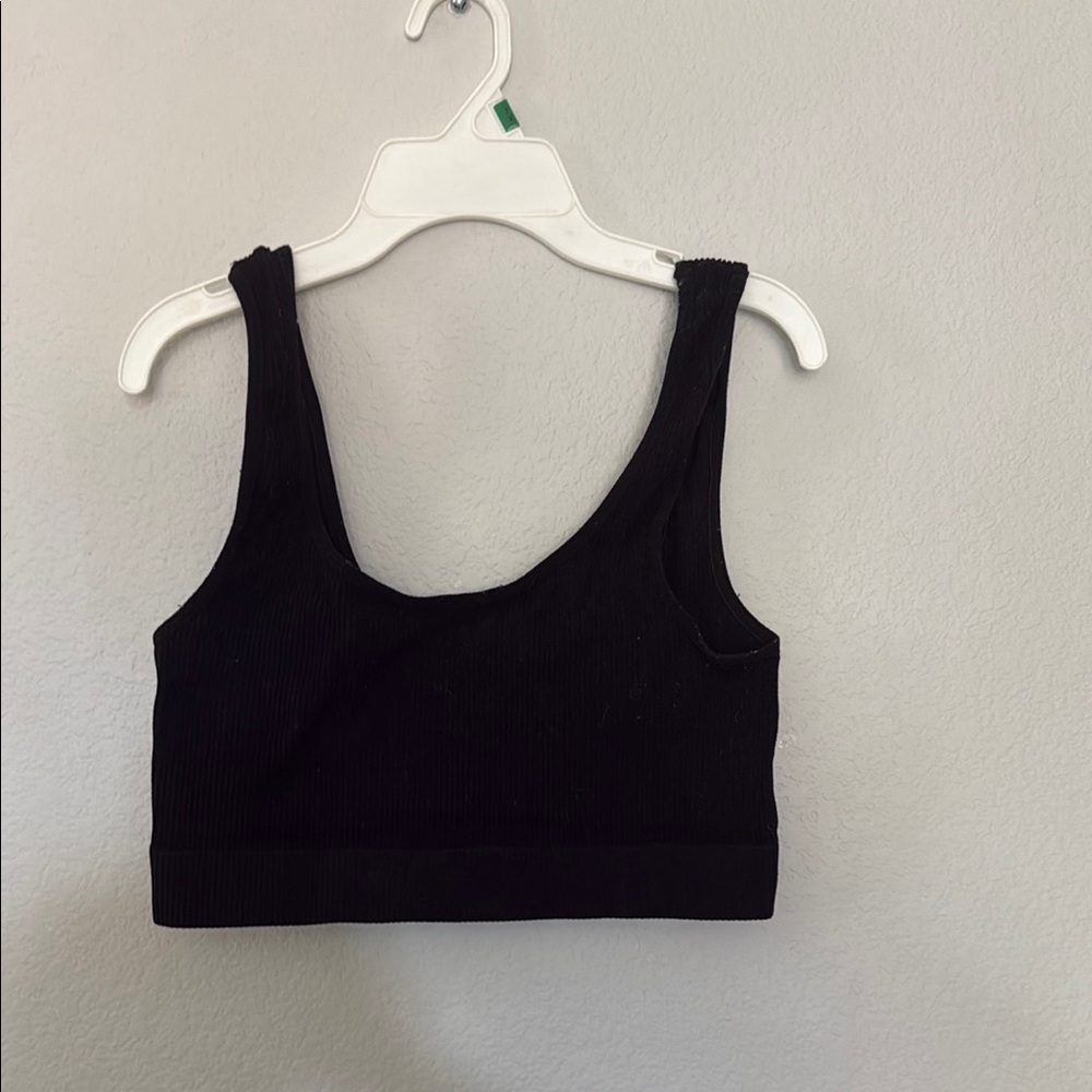 Black Ribbed Crop Top